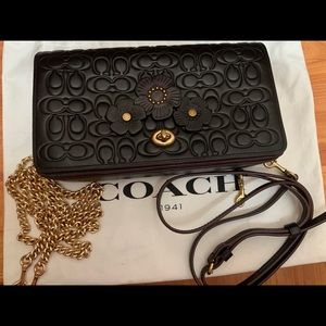 Coach Black Dinky In Signature Leather